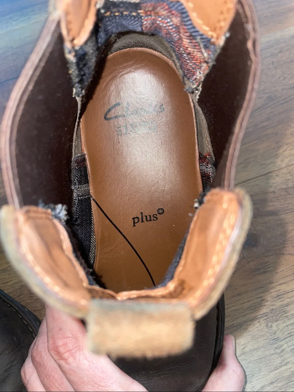 Clarks 1825 Men’s Chukah Boots Size 8